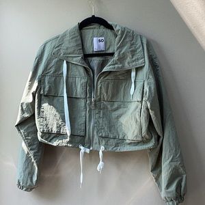 SO utility windbreaker